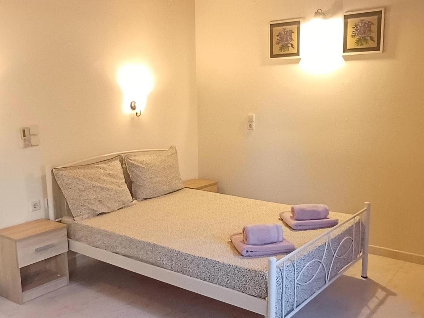 Flora Studios Corfu - Adults Only Benitses  Room photo